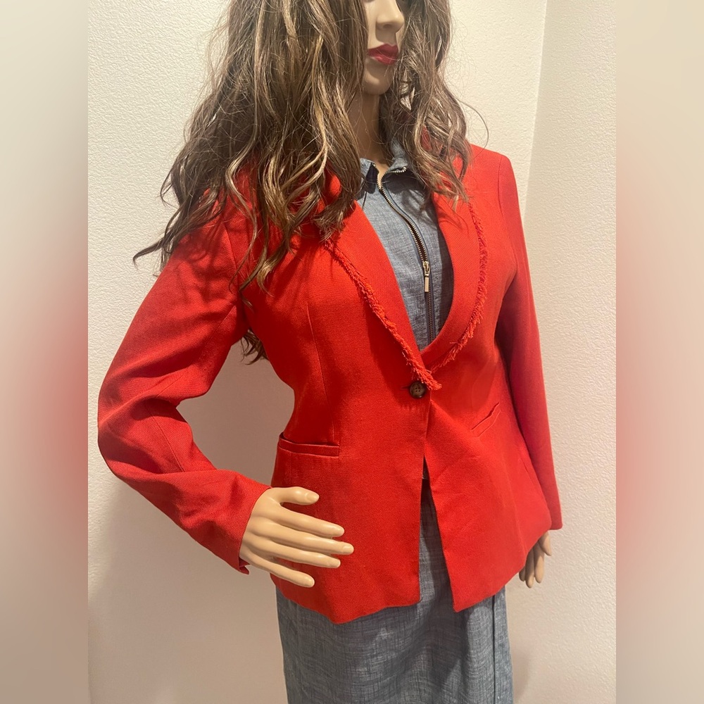 Blazer - Picture 11 of 12